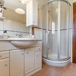 Privados Con Jardin Y Barbacoa Compartida En Апартаменты