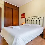 Апартаменты Privados Con Jardin Y Barbacoa Compartida En Ларедо