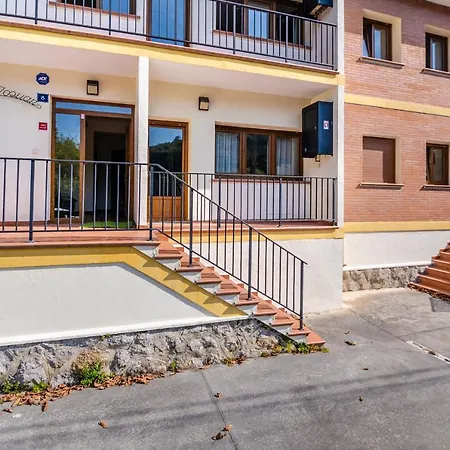 Privados Con Jardin Y Barbacoa Compartida En Laredo