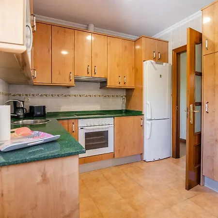 Appartamento Privados Con Jardin Y Barbacoa Compartida En *