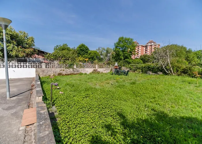 Privados Con Jardin Y Barbacoa Compartida En * 拉雷多