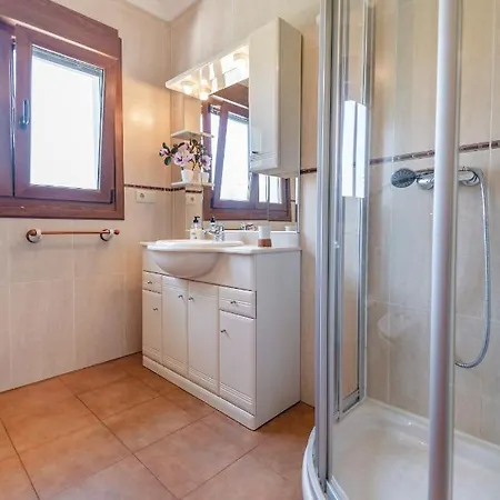 Privados Con Jardín Y Barbacoa Compartida En