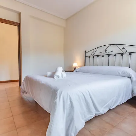 Apartamento Privados Con Jardín Y Barbacoa Compartida En Laredo