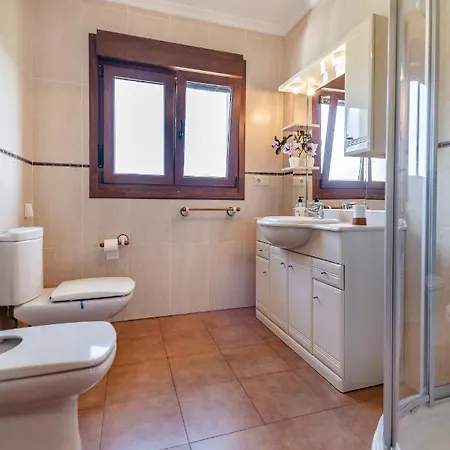 Privados Con Jardín Y Barbacoa Compartida En Laredo