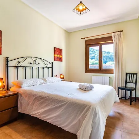 Privados Con Jardín Y Barbacoa Compartida En * Laredo