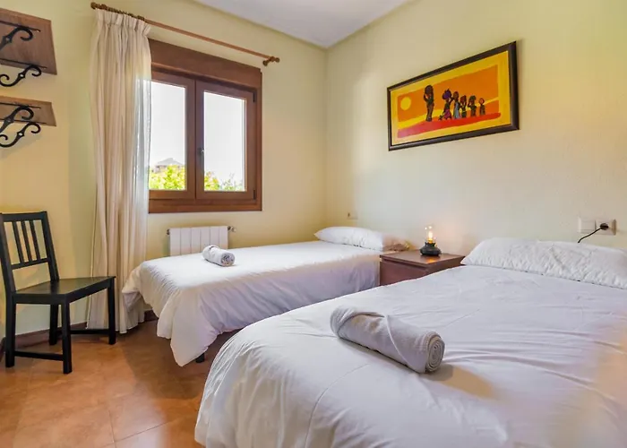 Privados Con Jardin Y Barbacoa Compartida En Apartment Laredo